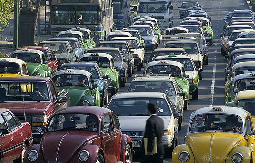 Traffic jams are one of the consequences of commuting between residential areas and the workplace. © Curt Carnemark / World Bank